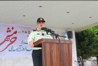 مقاومت ملت ایران در برابر دشمن، هزینه‌ای کمتر از سازش دارد