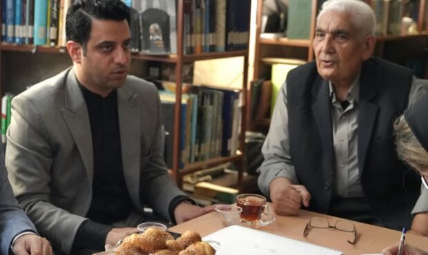 تسریع در انتشار فرهنگنامه زبان تبری: گنجینهای 12 جلدی از واژگان مازندرانی در راه است+تصاویر تسریع در انتشار فرهنگنامه زبان تبری: گنجینهای 12 جلدی از واژگان مازندرانی در راه است+تصاویر