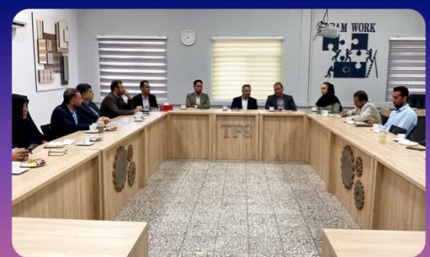 لزوم حضور فعال مدیران برای حل مشکلات تولید و رفع موانع موجود لزوم حضور فعال مدیران برای حل مشکلات تولید و رفع موانع موجود