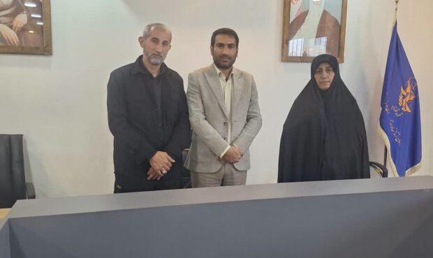 بانوی نیکاندیش نوشهری هزینه مراسم برادر مرحومش را صرف آزادی زندانیان کرد