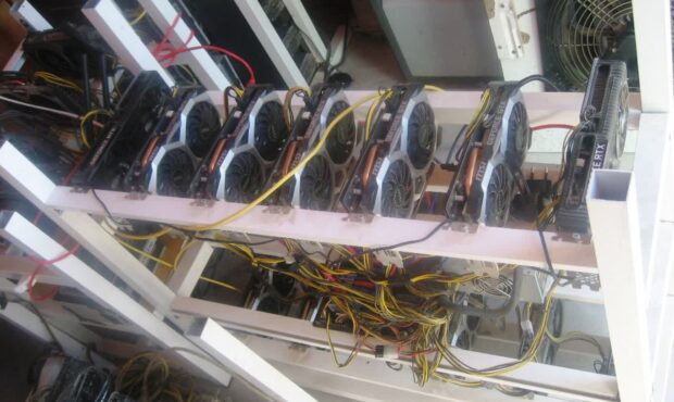 کشف ۱۰ دستگاه ماینر قاچاق در گلوگاه /ارزش تجهیزات ۱۰ میلیارد ریال