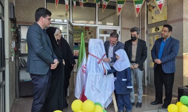 رونمایی از کتاب نویسنده نونهال؛ جشن هفته کتاب در مدرسه ماوا