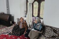 زندگی سخت مادر هشتفرزند در سرمای زمستان؛ نیاز به حمایت برای تعمیر خانه و بهبود وضعیت معیشتی زندگی سخت مادر هشتفرزند در سرمای زمستان؛ نیاز به حمایت برای تعمیر خانه و بهبود وضعیت معیشتی