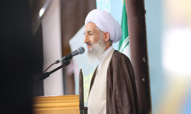 جامعه اسلامی بدون همبستگی و ایثار شکل نمیگیرد