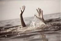 نجات معجزه‌آسای دختر جوان از غرق‌شدگی در دریای نور با اقدام سریع پلیس+فیلم