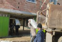 توزیع سبوس یارانه‌ای به صورت اضطراری در روستاهای مرتفع و برف‌گیر مازندران+تصاویر