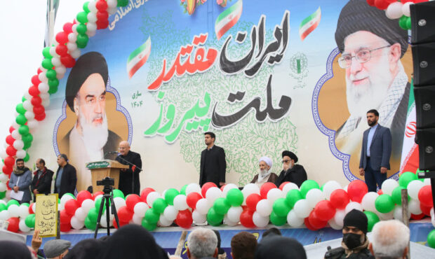 ۲۲ بهمن یادآور انقلاب تاریخی ایران و اعتماد مردم است/پروژه‌های نیمه‌تمام در استان با اعتبار ۶۵ همت به بهره‌برداری رسیده‌اند