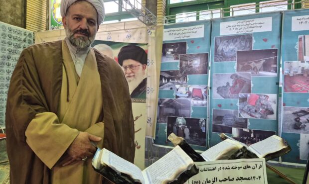 قرآنهای سوخته جایگزین میشود/ناآرامیها نتواستند اراده مردم را در بازسازی مسجد روستای پنبهچوله متزلزل کنند