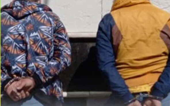 دستگیری باند قاپزن تلفن همراه در ساری؛ ۱۴ فقره سرقت کشف شد