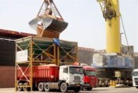 فعالیت منظم و شبانه‌روزی بنادر کشور؛ جریان کالا و امنیت غذایی پایدار است