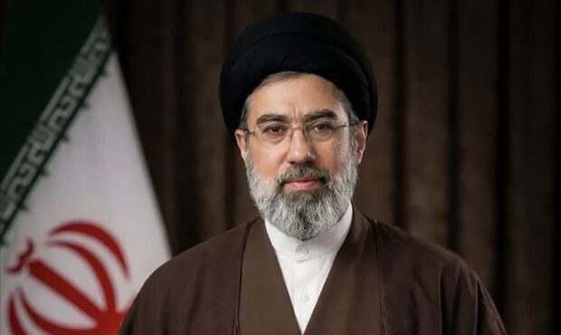 شعر انقلابی «هوای دل ز چه رو بیقرار و طوفانی است» در وصف ایام فقدان و آغاز رهبری آیتالله خامنهای