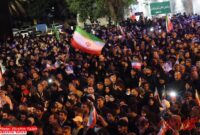 وداع مردم ساری با ۴ شهید در سایه اعلام عزای عمومی پس از شهادت آیت الله خامنهای وداع مردم ساری با ۴ شهید در سایه اعلام عزای عمومی پس از شهادت آیت الله خامنهای