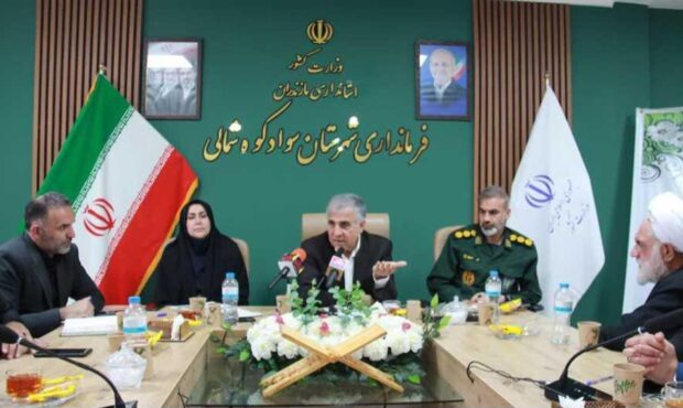 مدیران نوکر مردم باشند نه آقای آنان