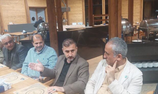 توسعه گردشگری نباید به بهای تخریب جنگلها باشد؛ کتابچه پارکهای جنگلی مازندران متناسب با نیاز روز بازنگری میشود